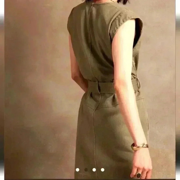 Banana Republic Split Neck Beautiful Comfy Dress - Picture 2 of 6